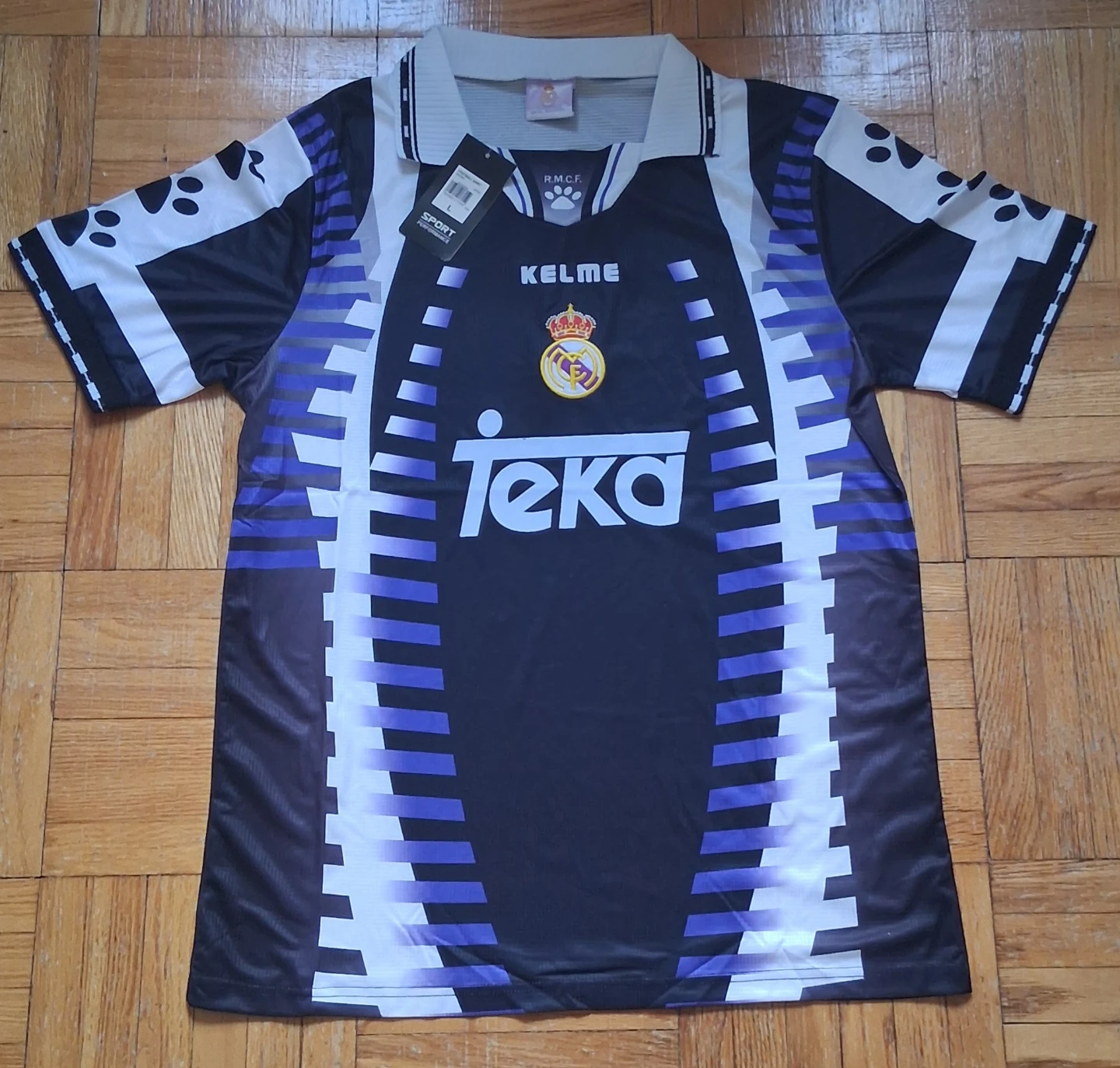 Real madrid kit