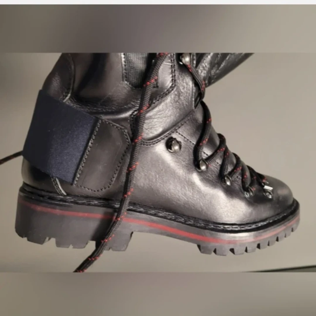 Authentic Monclear boots 9 or 7.5 - photo 5
