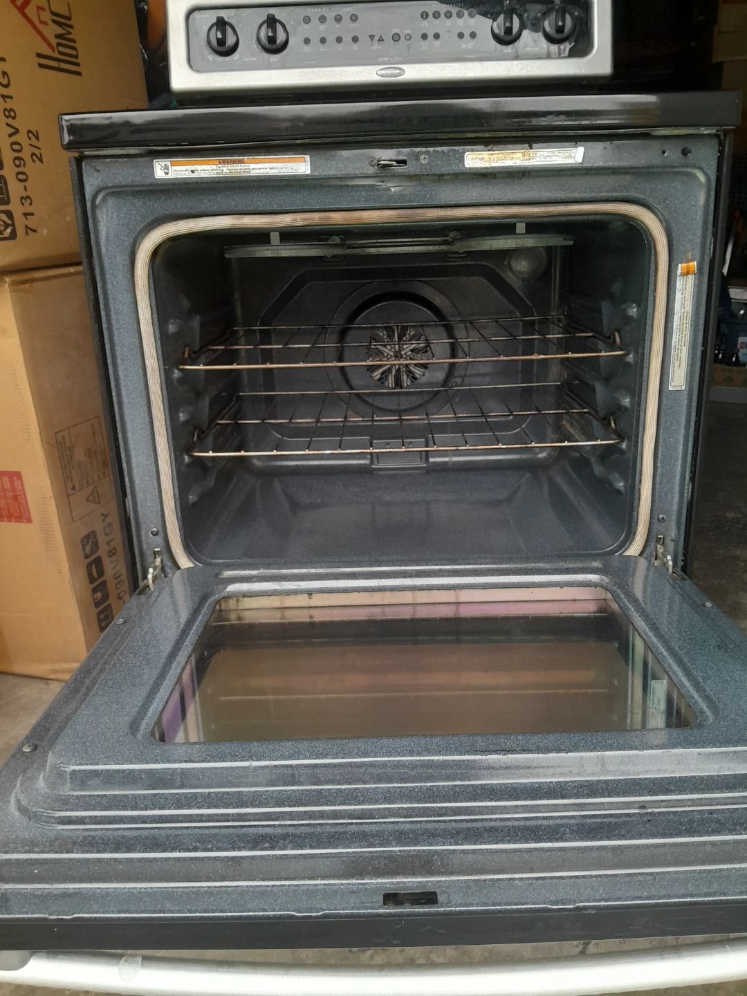 Whirlpool Electric Stove - photo 2