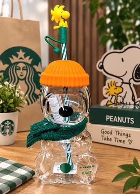 2026 Starbucks x Snoopy Collectible Glass Cold Cup