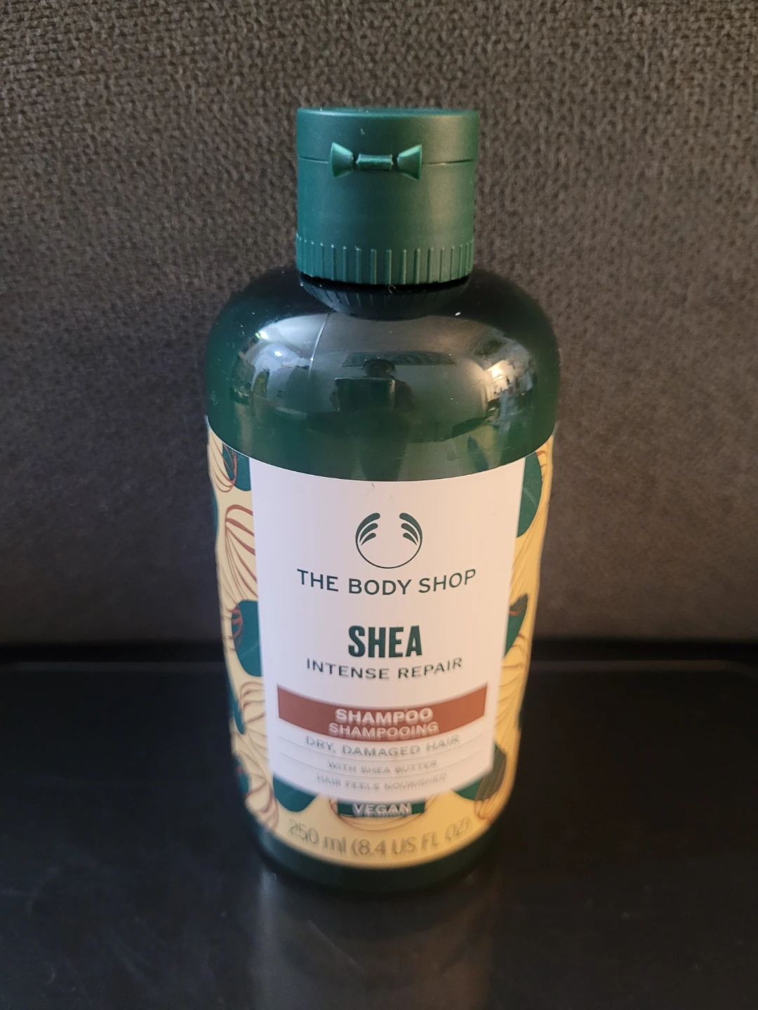 The Body Shop Shea Intense Repair Shampoo