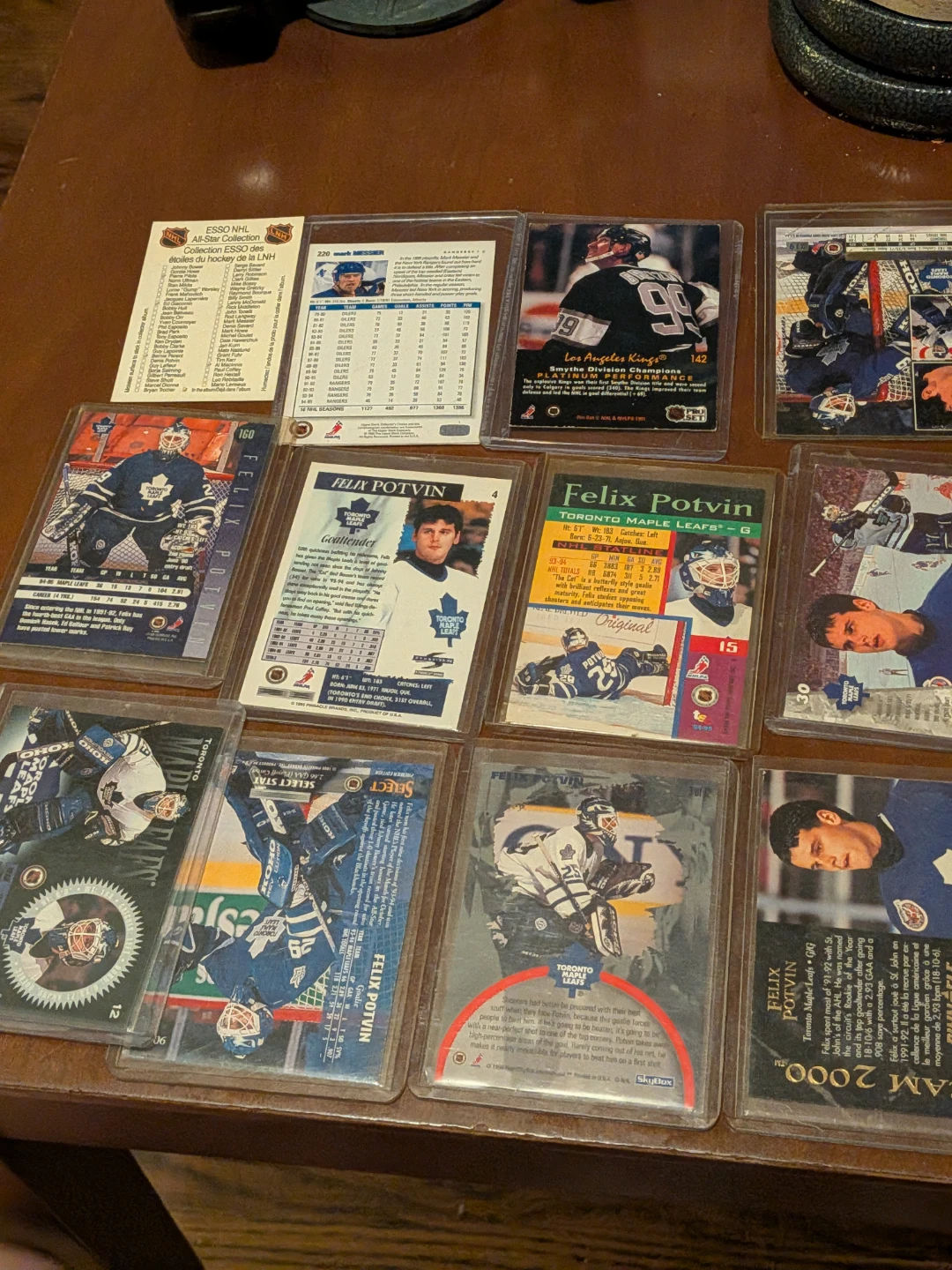 Collection of NHL Hockey Cards featuring Felix Potvin - photo 4