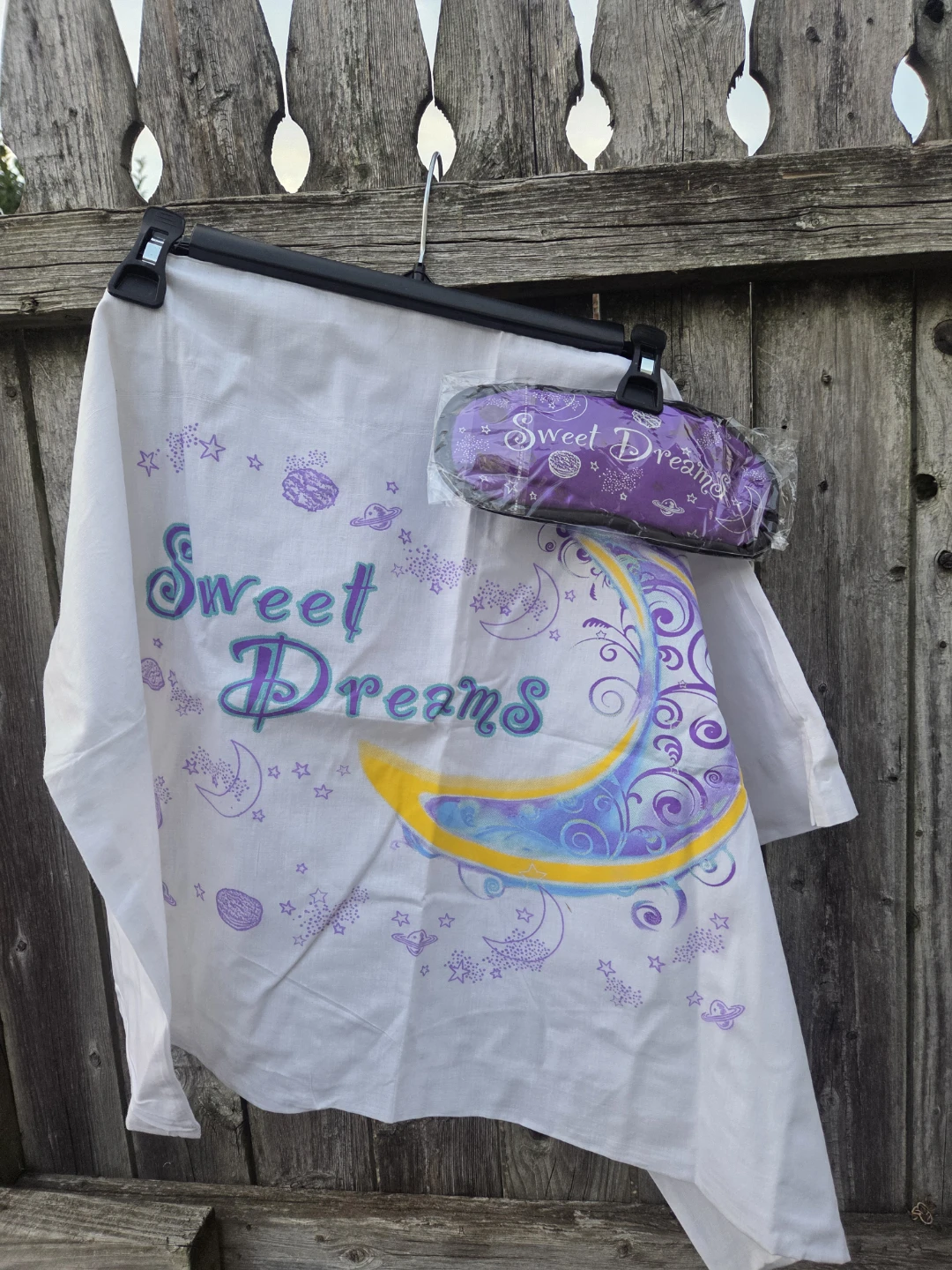 Girl scouts Sweet Dreams Pillowcase and Eye Mask Set
