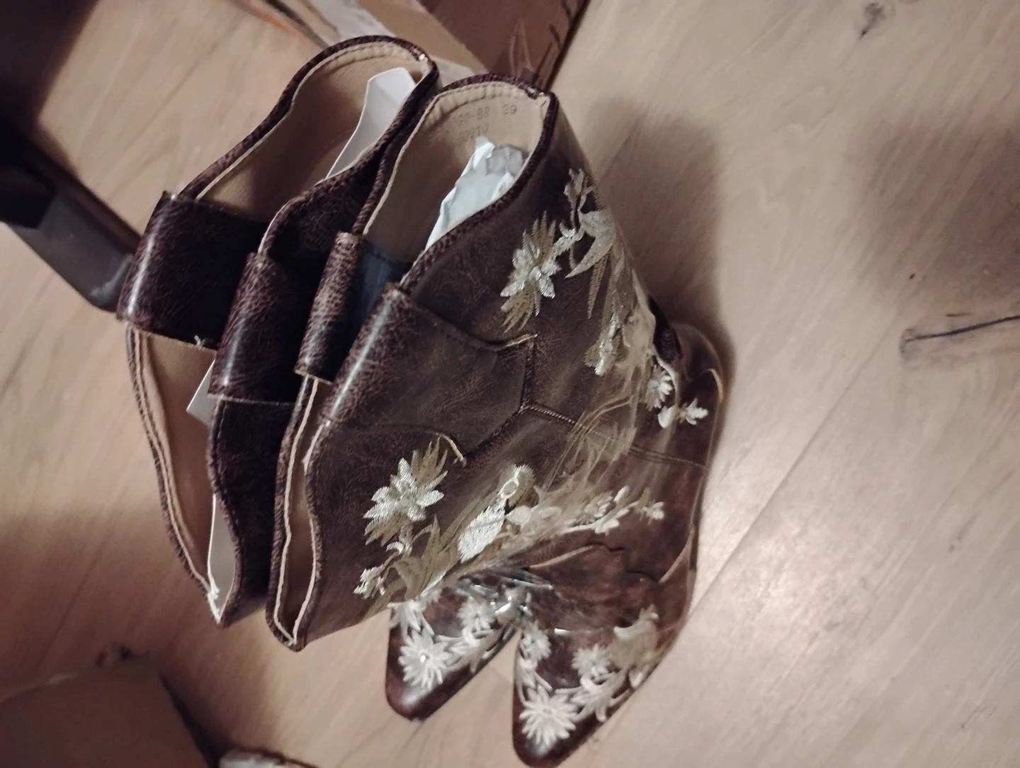 Embroidered Brown Western Boots - photo 2