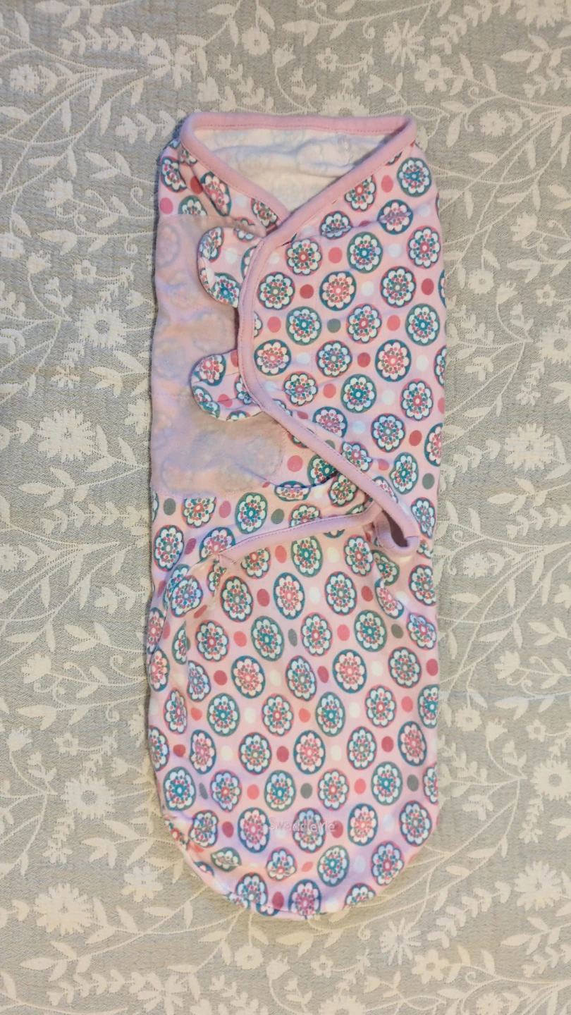 SwaddleMe Baby Swaddle (3 M)