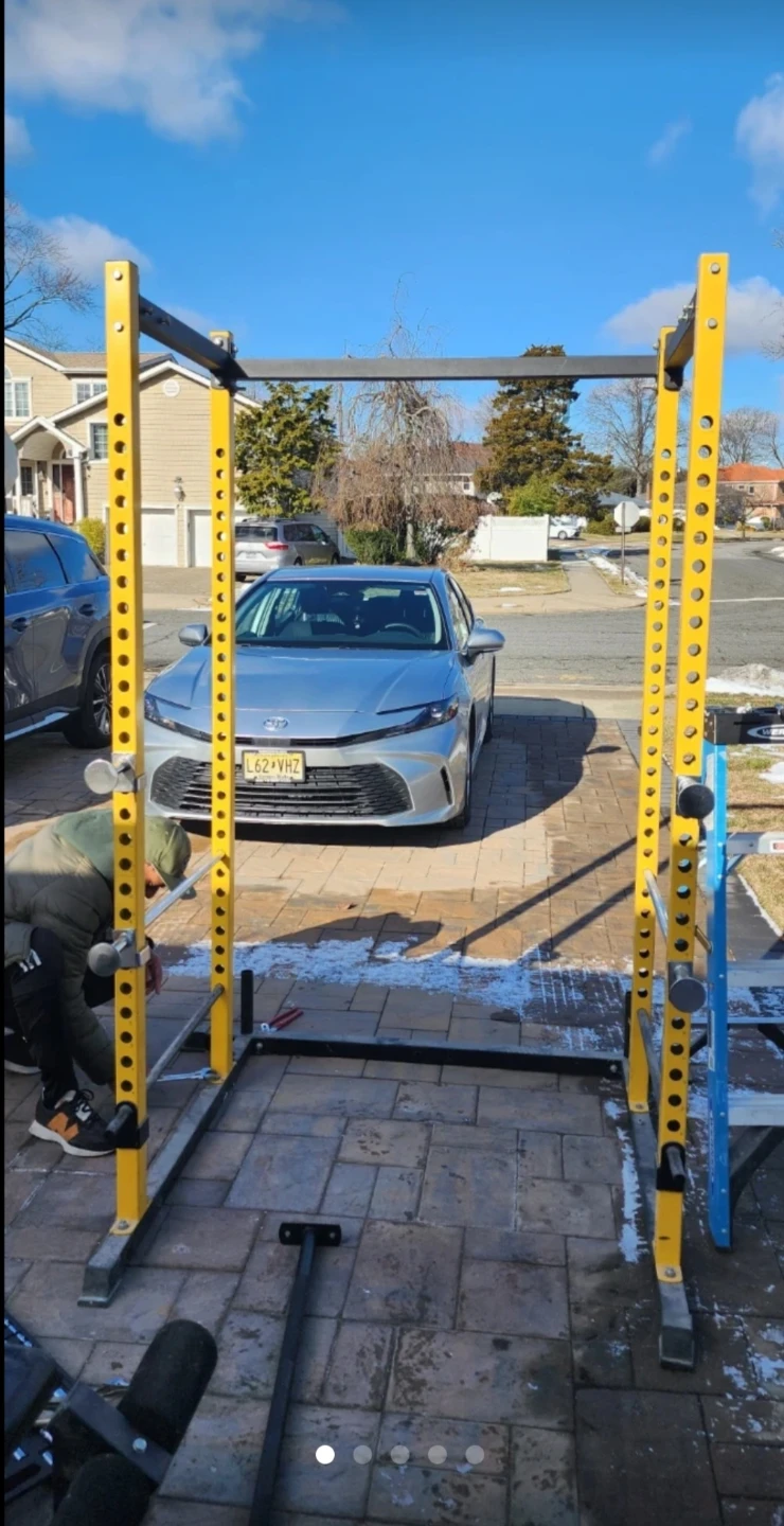 Yellow Steel Squat Rack - photo 2