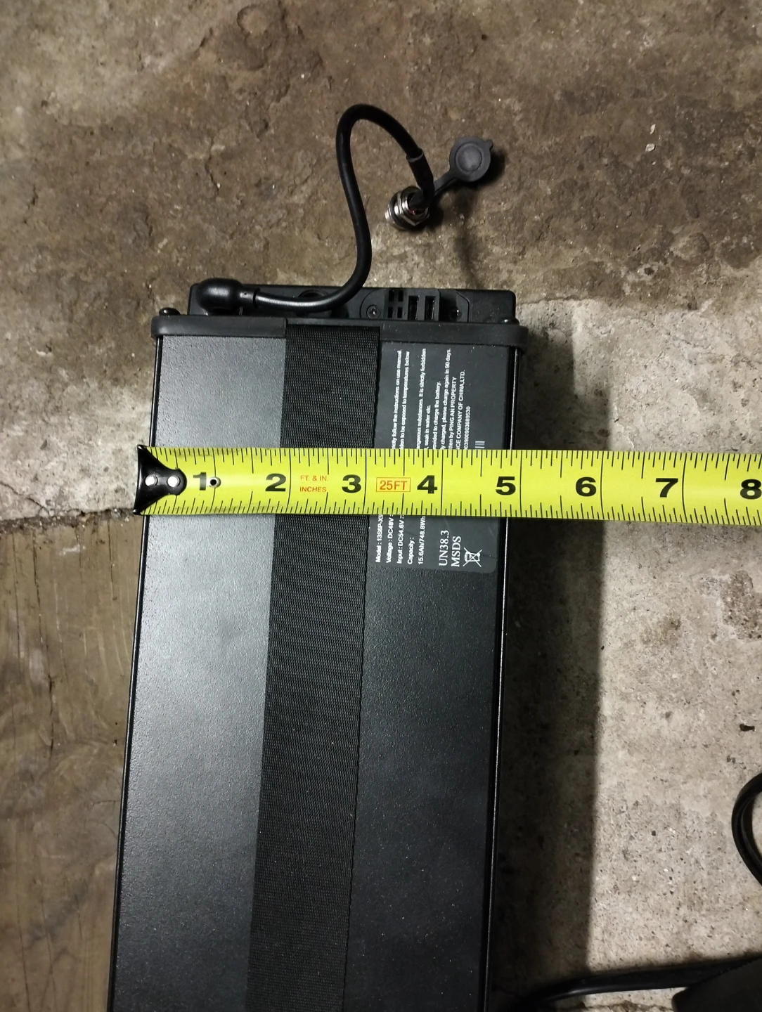 48V 15.6Ah E-bike Battery with Charger - photo 4