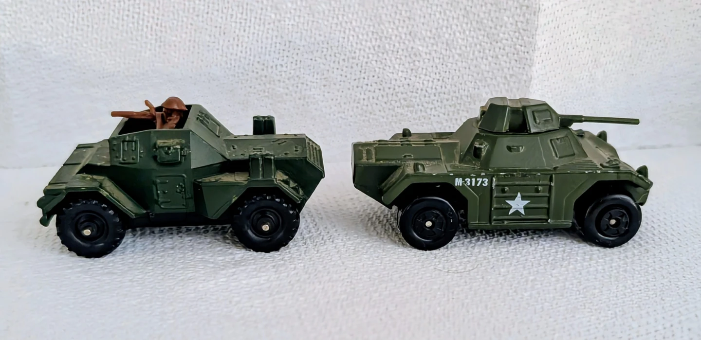 Corgi and Matchbox Military Vehicles - photo 4