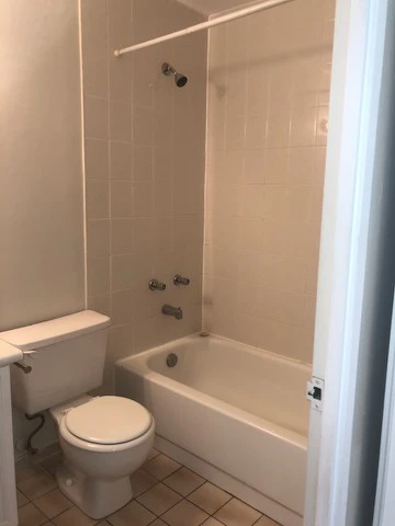 1 bdrm for rent in streetsville $1500 - photo 3