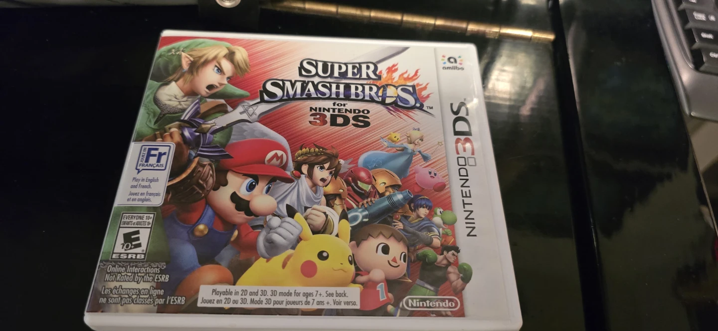 Super Smash Bros. for Nintendo 3DS – Game with Case