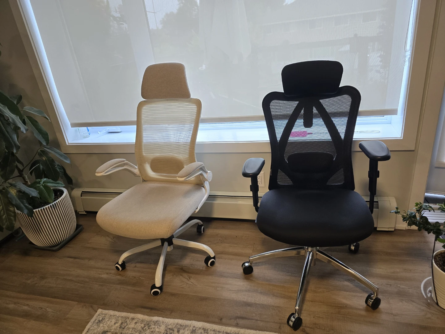Two Ergonomic Office Chairs - photo 2