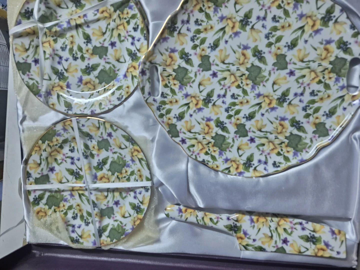 Da Vinci Home Collection Floral Serving Set