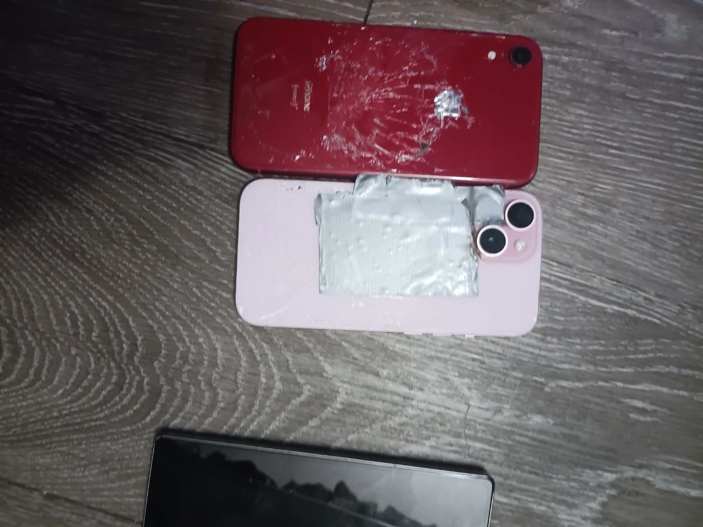Assorted Apple devices for parts - photo 3