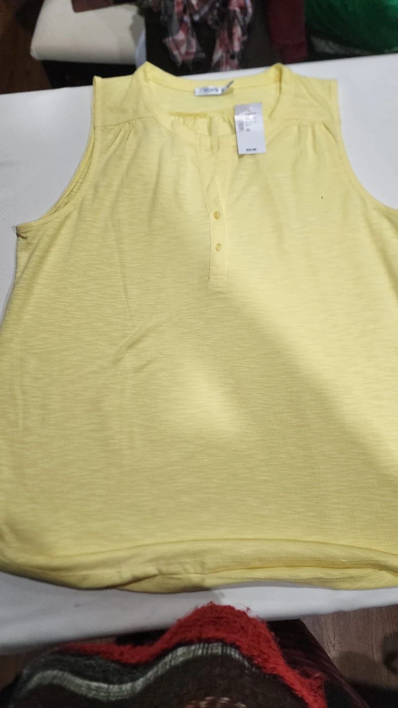 Ricki's Yellow Sleeveless Top