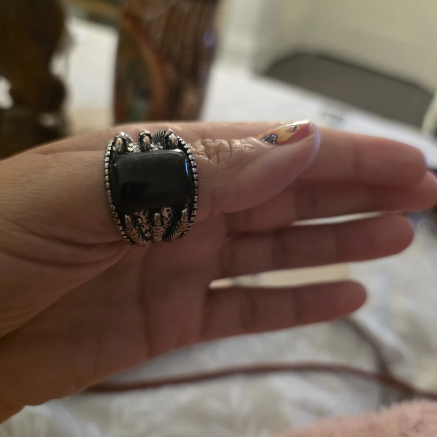 Black Stone Claw Design Ring - photo 3