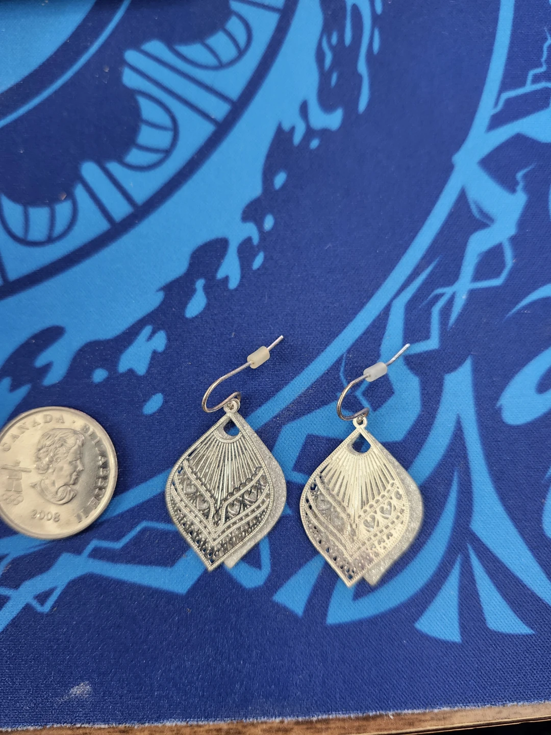 Silver-toned filigree dangle earrings