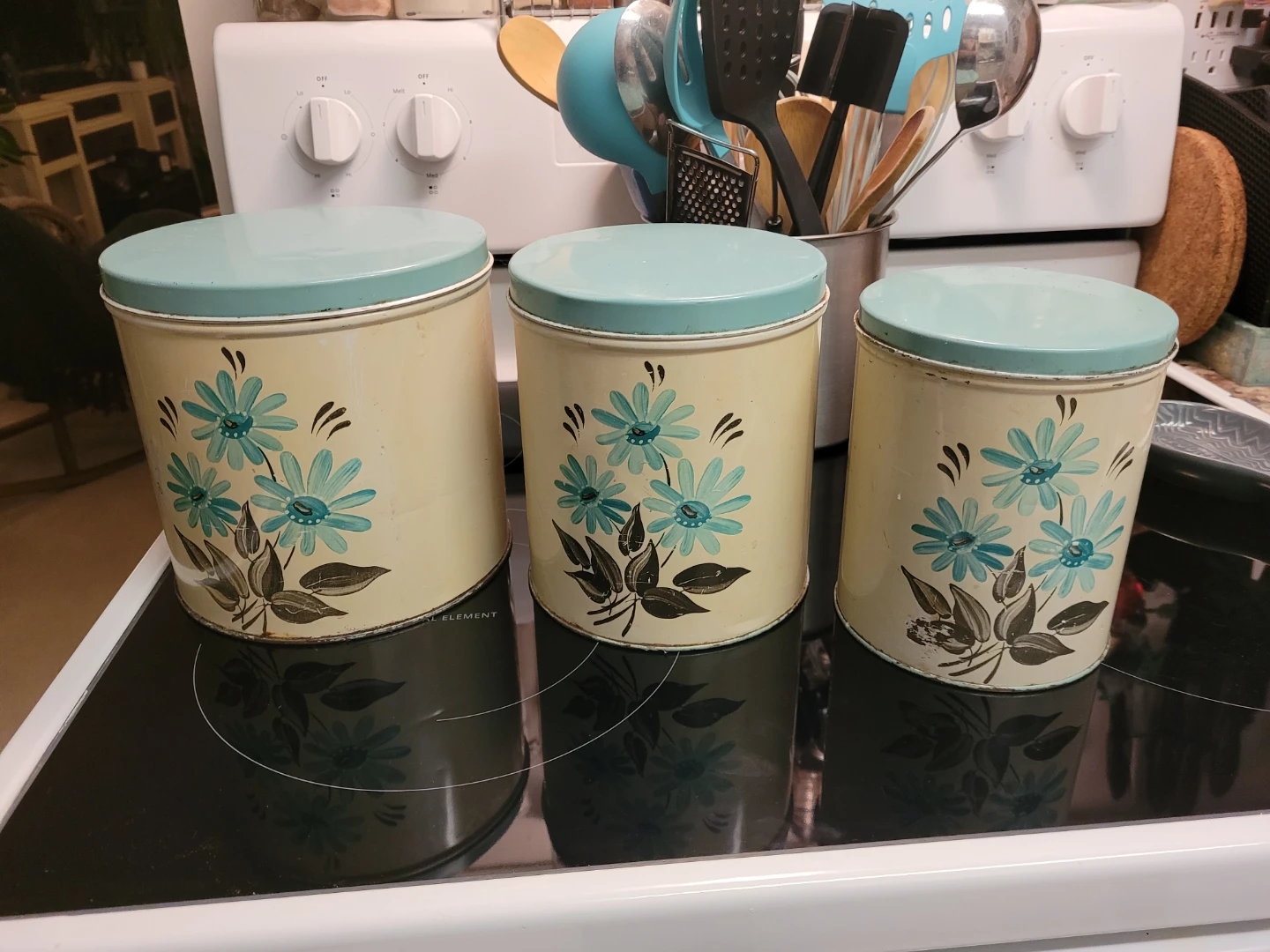Vintage Floral Metal Canister Set