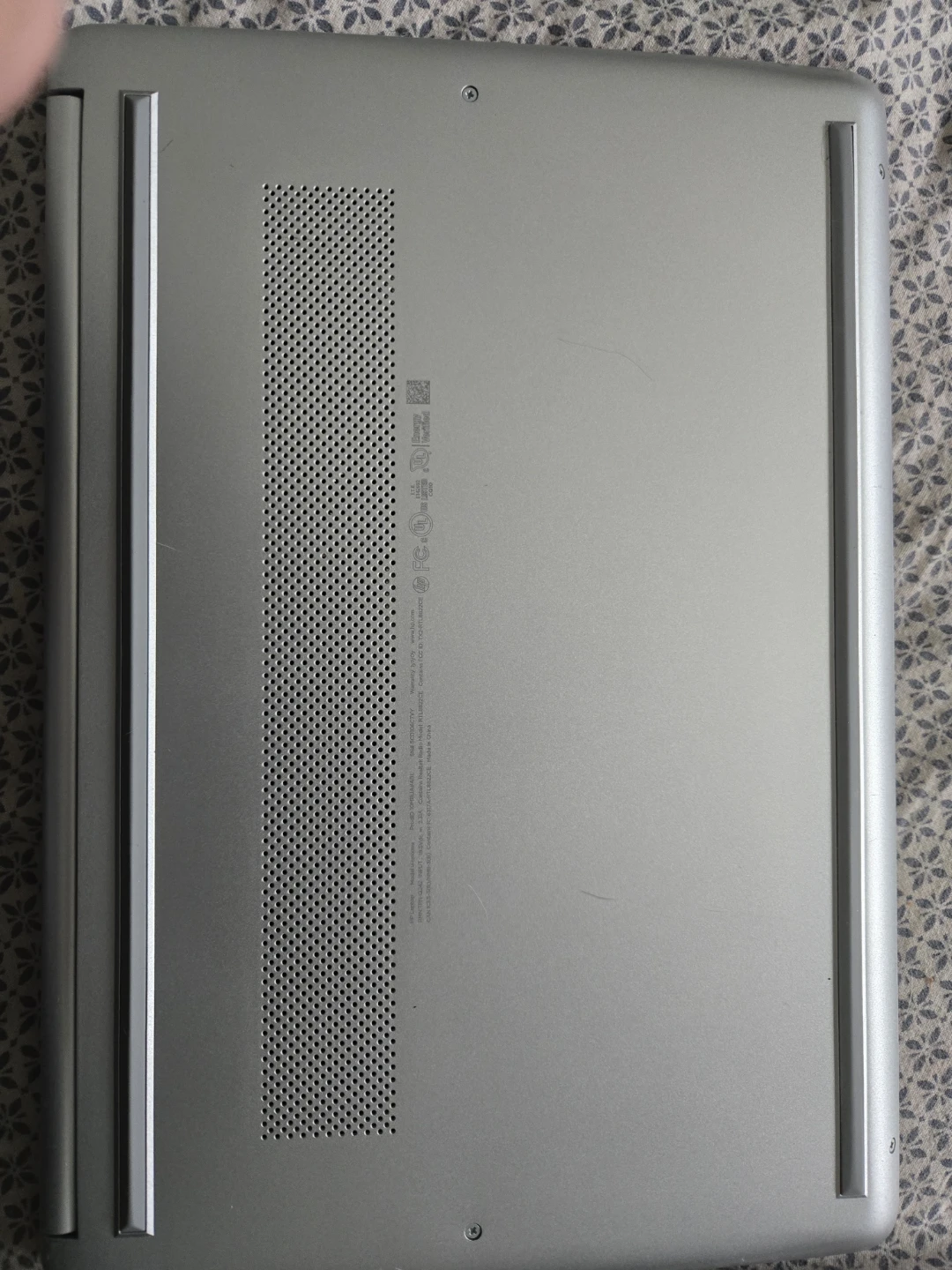 HP laptop - photo 2