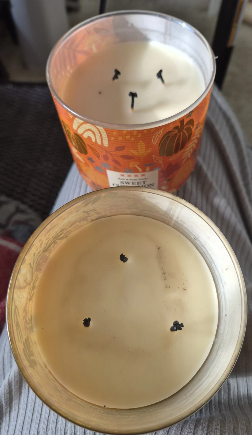 Bath & Body Works 3-Wick Candles - photo 2