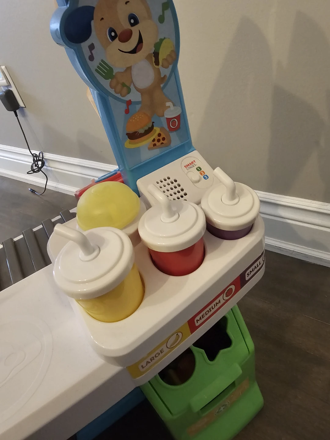 Fisher-Price Laugh & Learn Servin' Up Fun Food Truck - photo 3