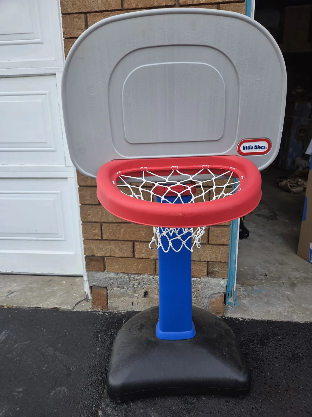 Little Tikes Basketball Hoop