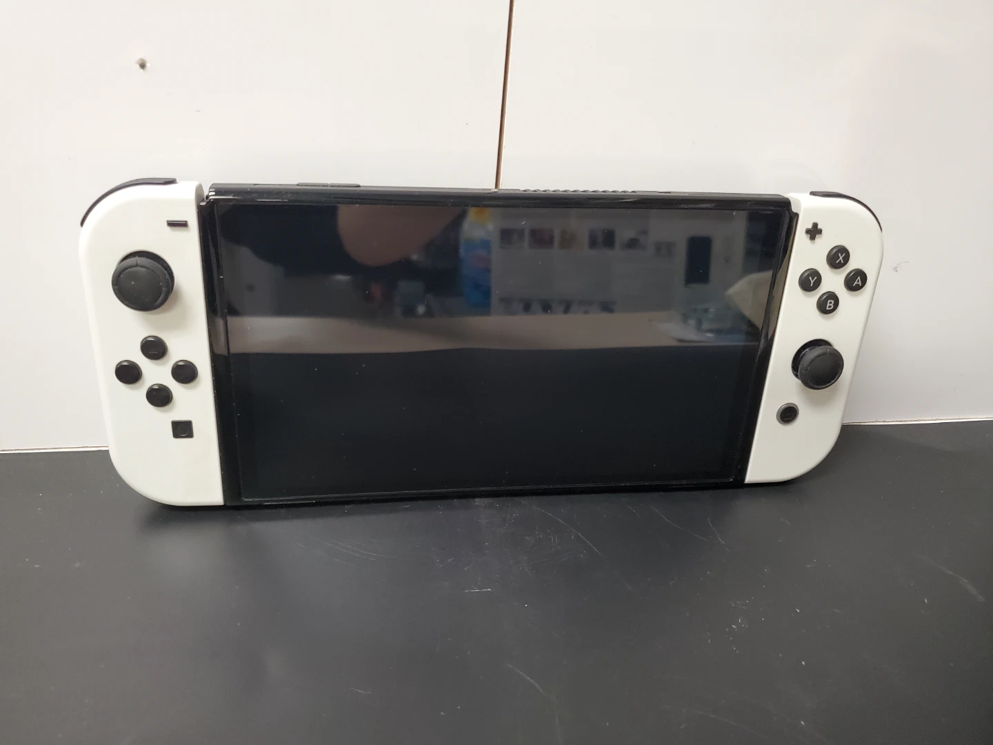 Nintendo Switch OLED Model White With Joy-cons & Dock - photo 2