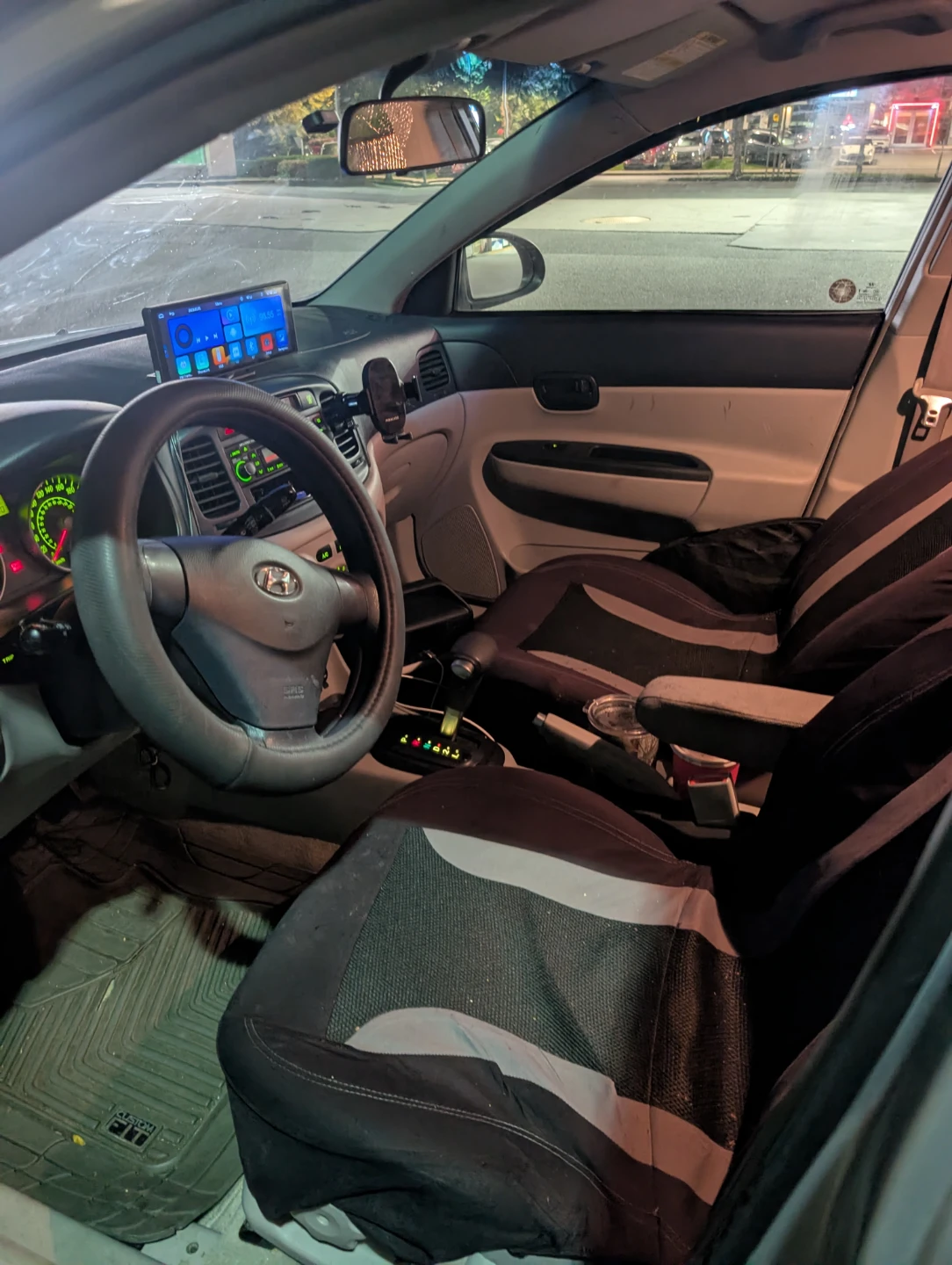 2006 Hyundai Accent Silver Low kms - photo 4