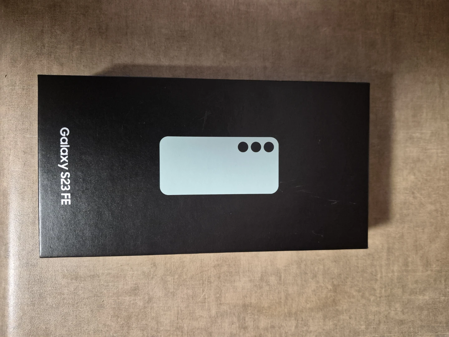 Samsung Galaxy S23 FE - photo 4