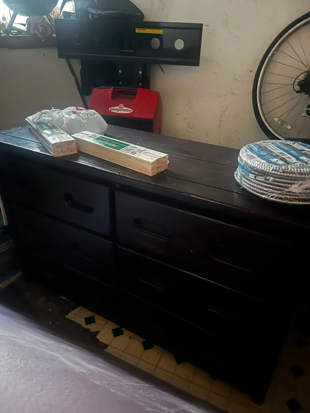 Dark Wood 6-Drawer Dresser - photo 3