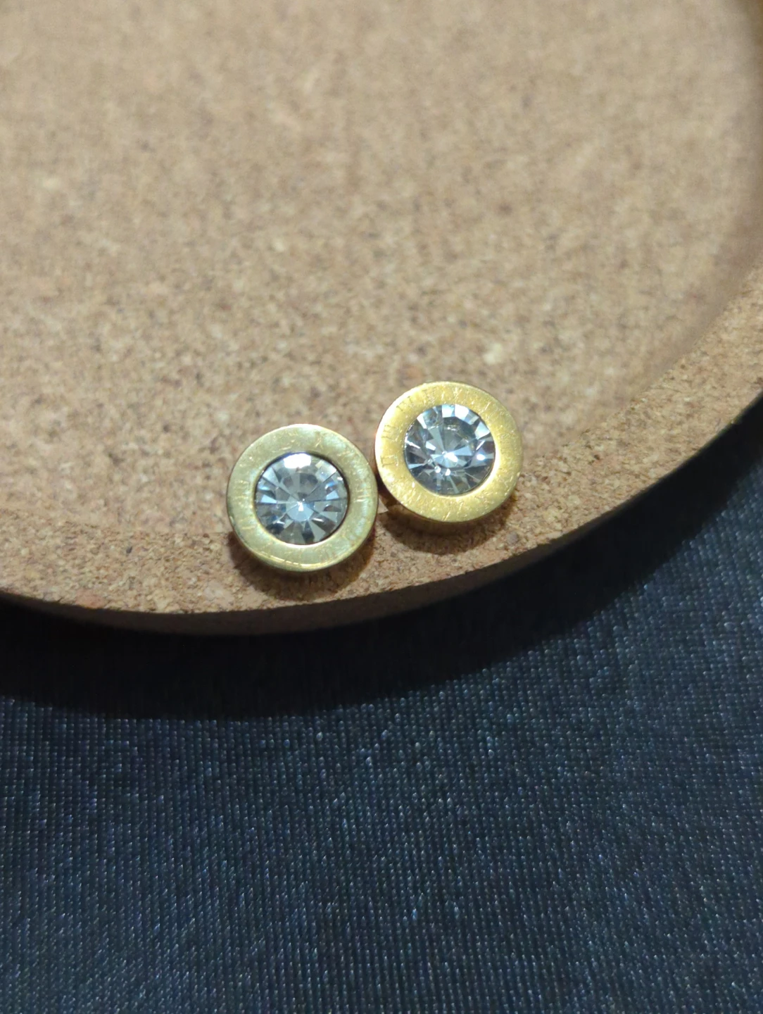 Set of 3 Pairs Gold-Tone Roman Numeral Stud Earrings - photo 3
