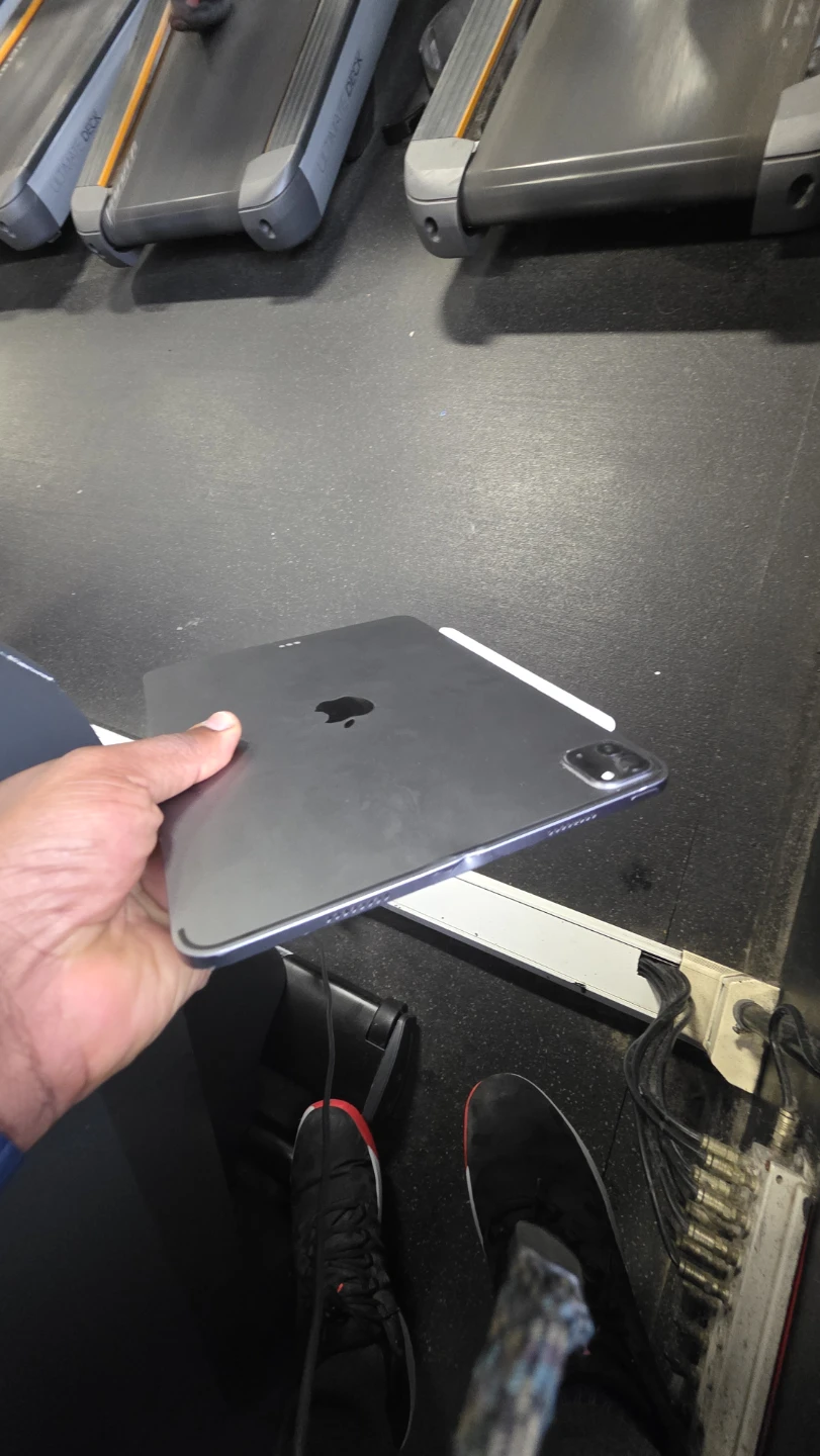 Apple iPad Pro 11-inch (3rd Generation), 128GB,