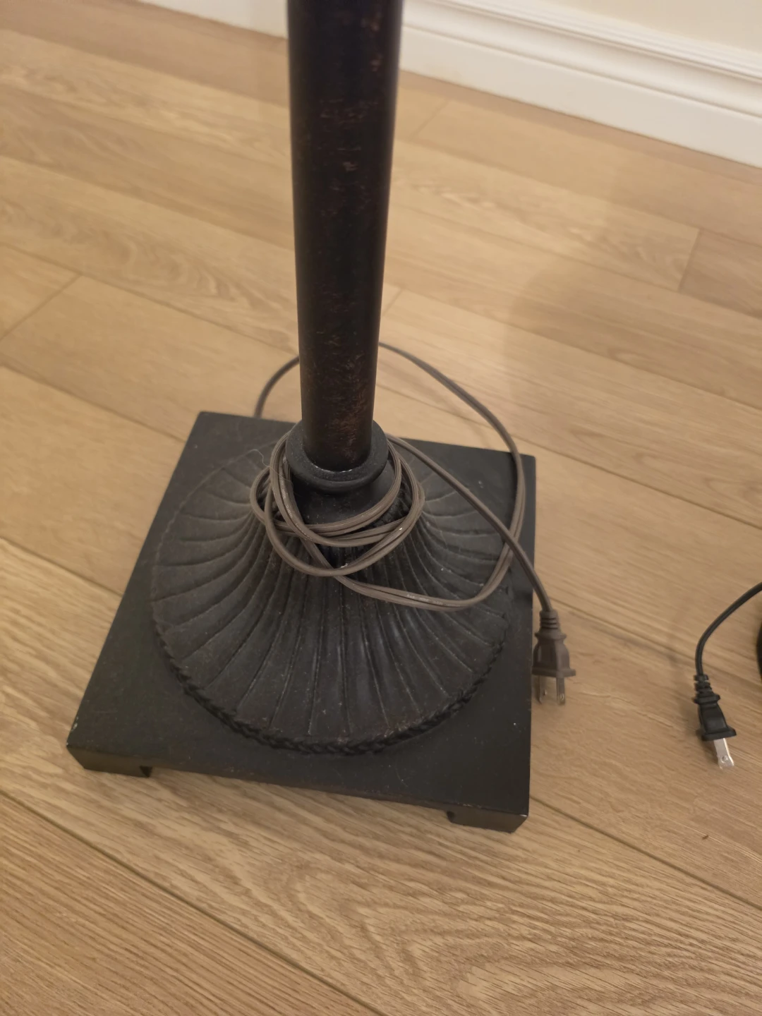 Matching Floor and Table Lamp Set - photo 4