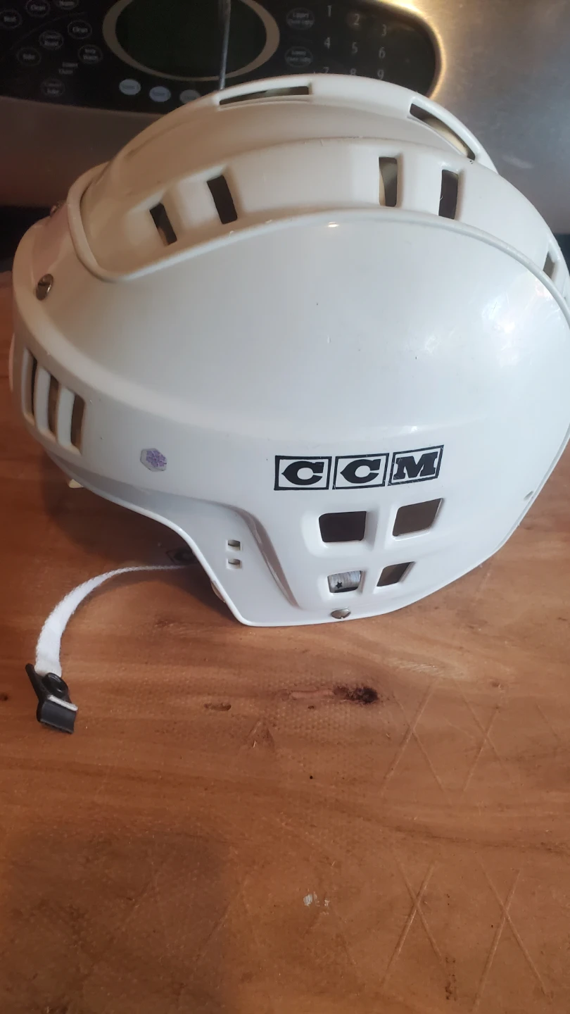 CCM White Hockey Helmet - photo 2