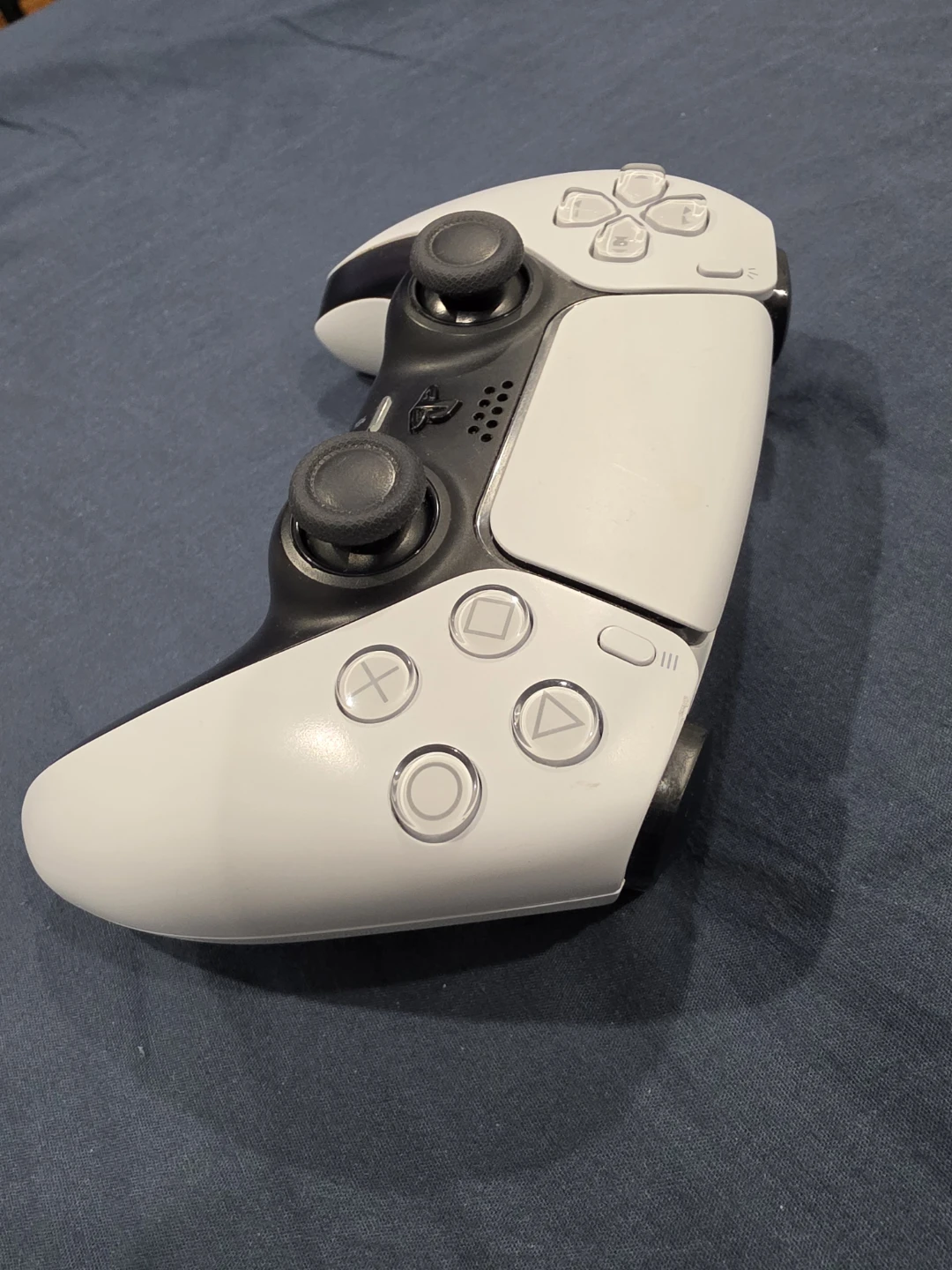 PlayStation 5 DualSense Wireless Controller - photo 2