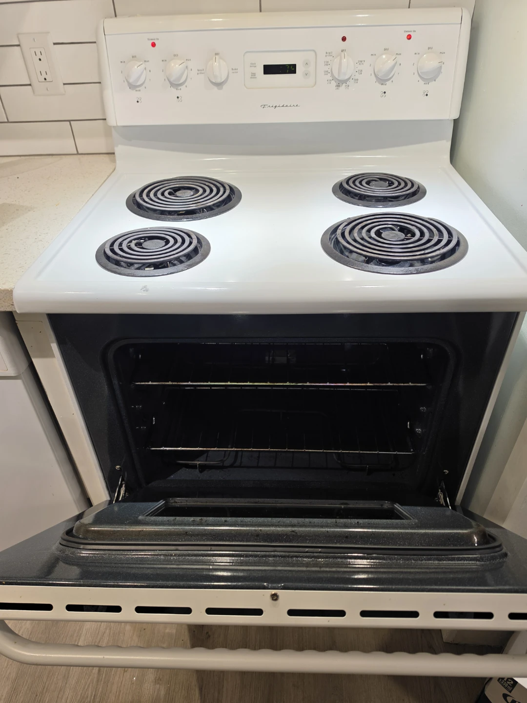 Delivery Available - Frigidaire 30" White Electric Range - photo 5