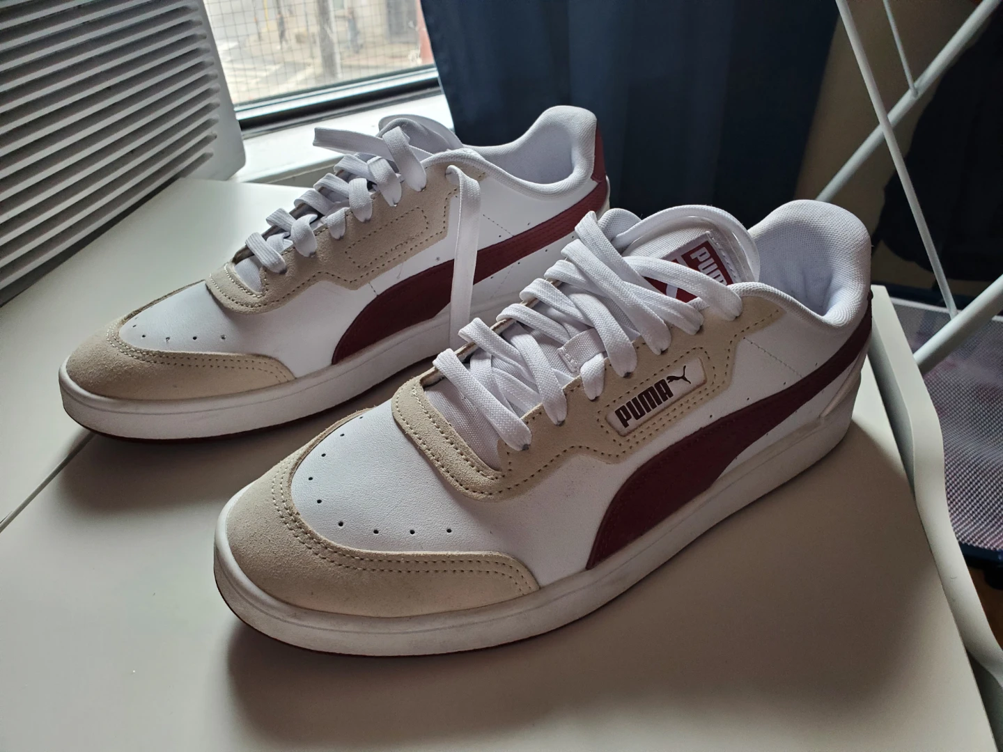 Puma Sneakers White and Maroon - photo 2