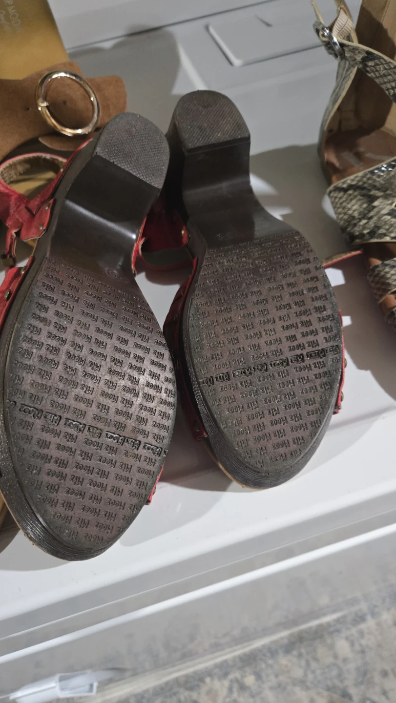 Lot of  4 women shoes - photo 5
