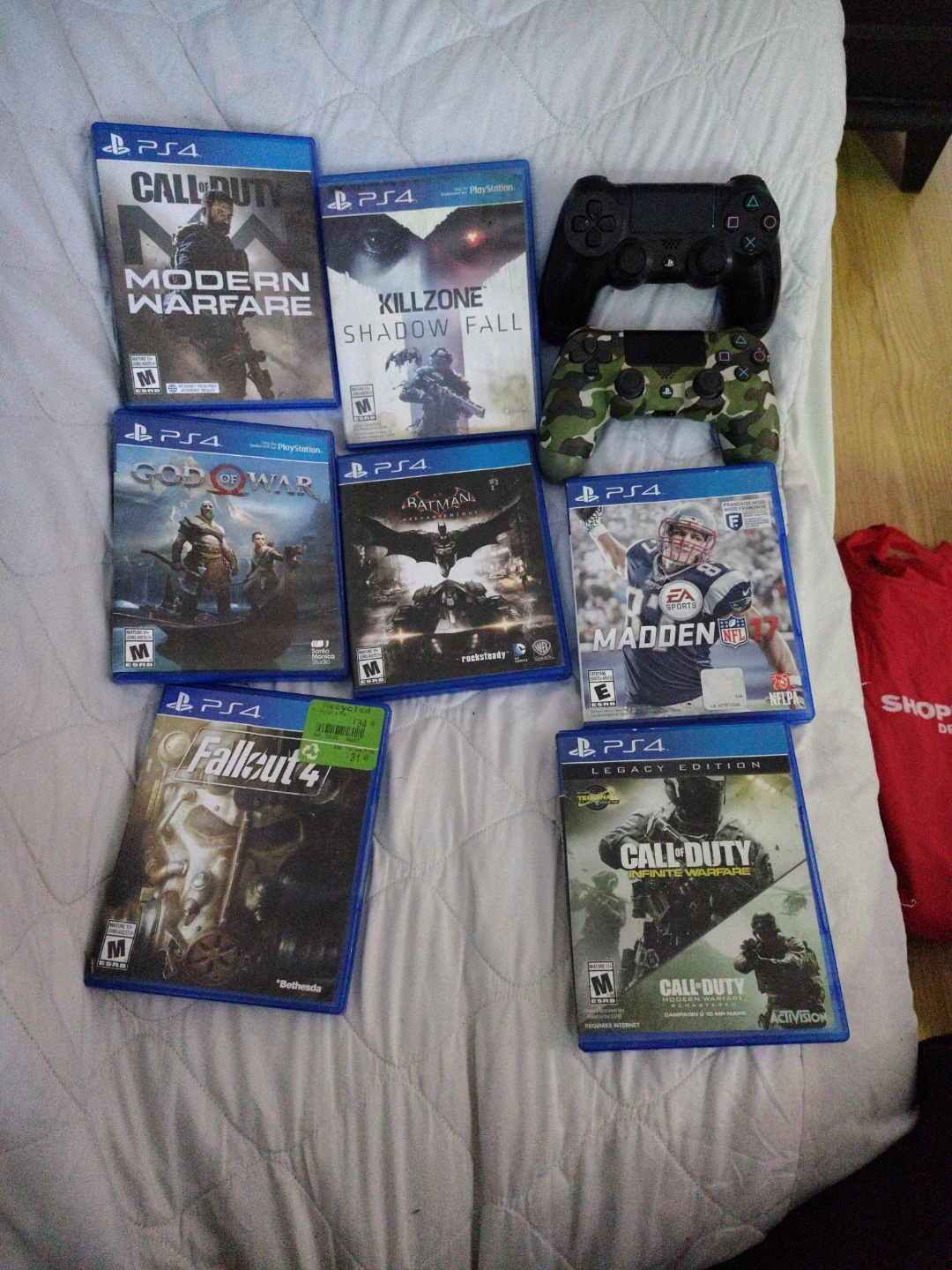 PlayStation 4 Games and Controllers Bundle