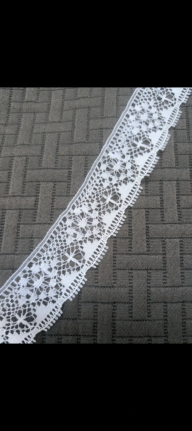 Vintage White Floral Lace Trim - Price per yard - photo 4
