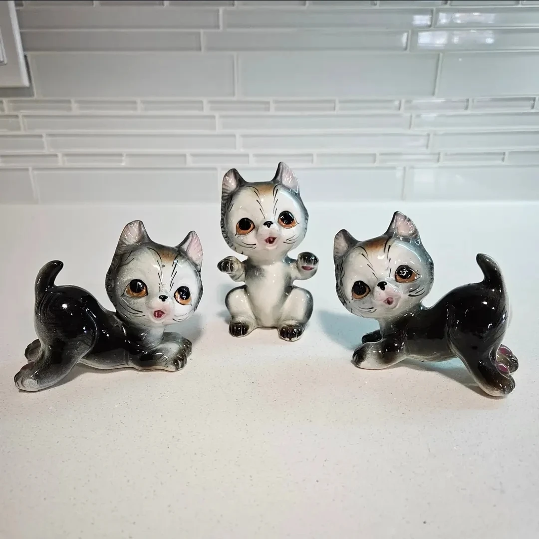 🐱 Three adorable vintage cat figurines