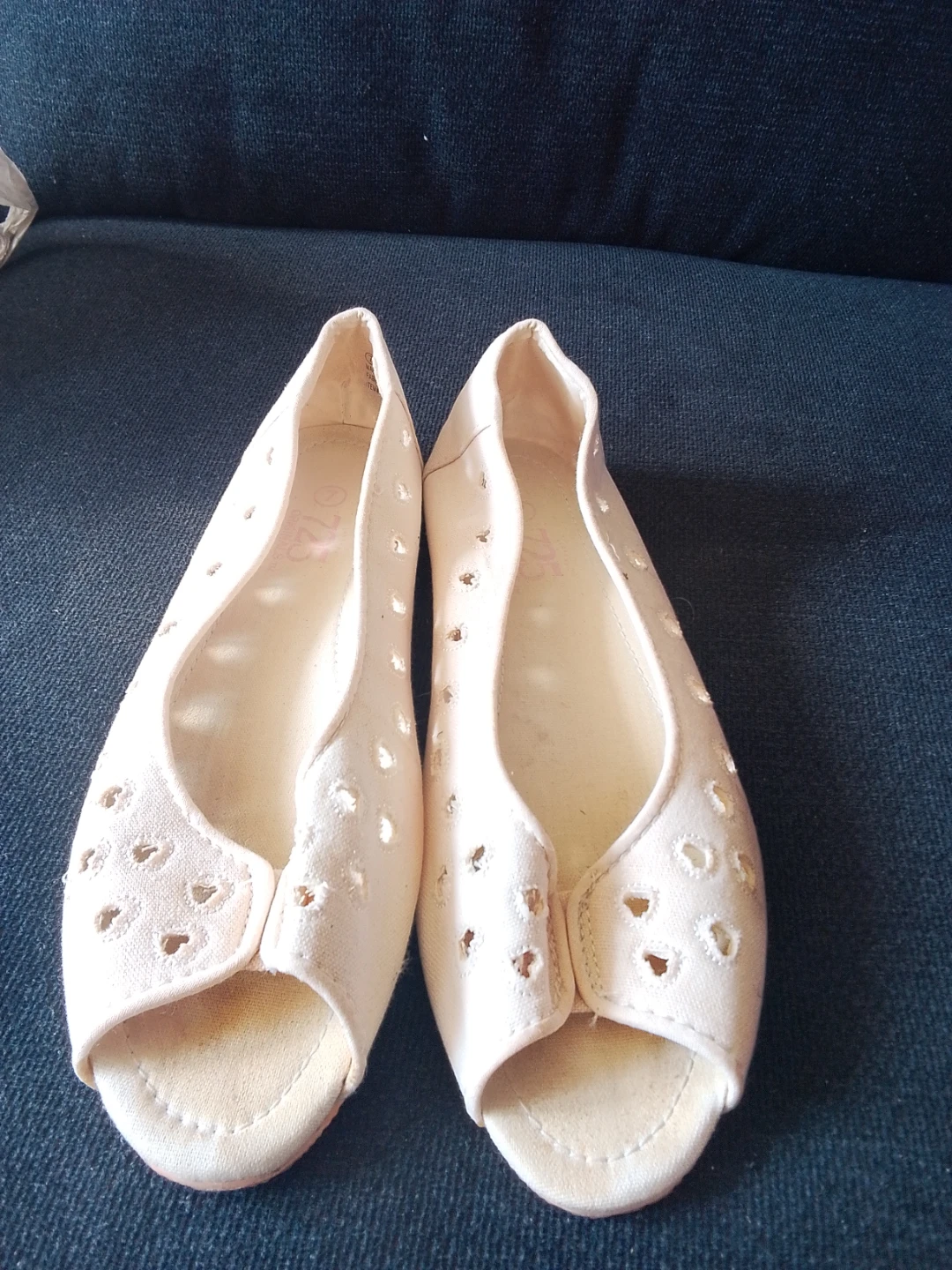 025 Beige Peep-Toe Flats