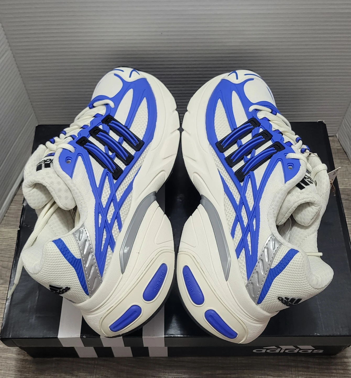 Adidas Adistar Cushion Shoes White and Blue - photo 3