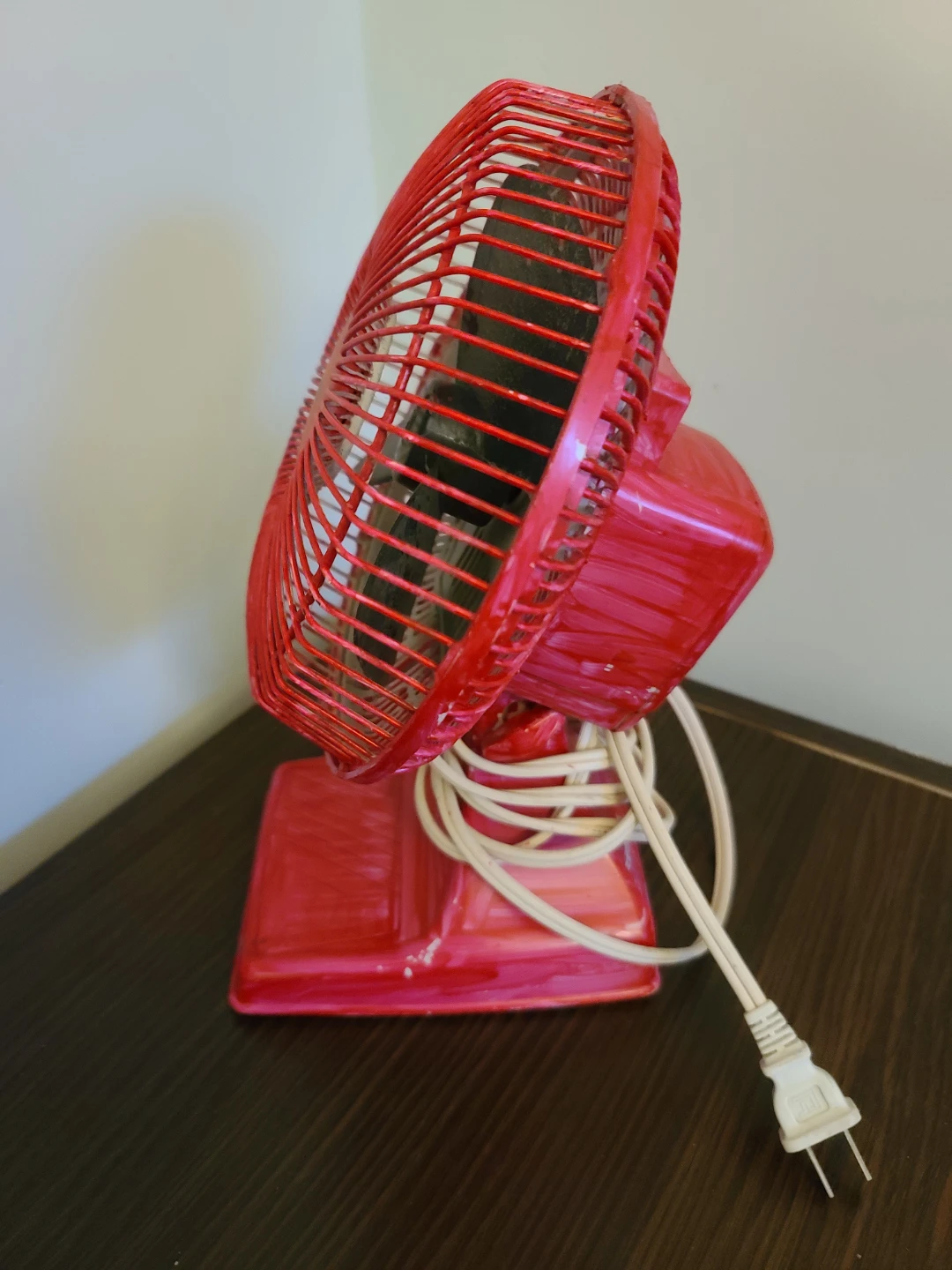 Retro Red Desktop Fan - Quiet & Works Perfectly (Custom Painted) - photo 2