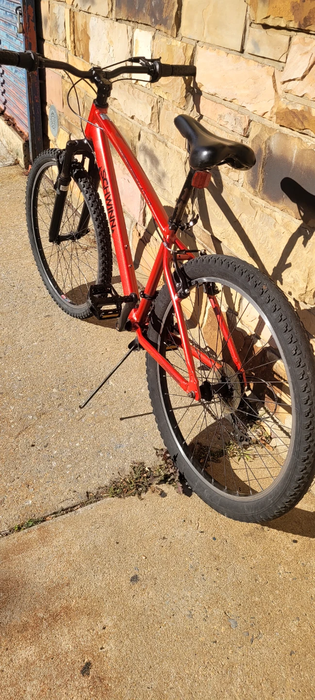 Red Schwinn Mountain Bike - photo 4