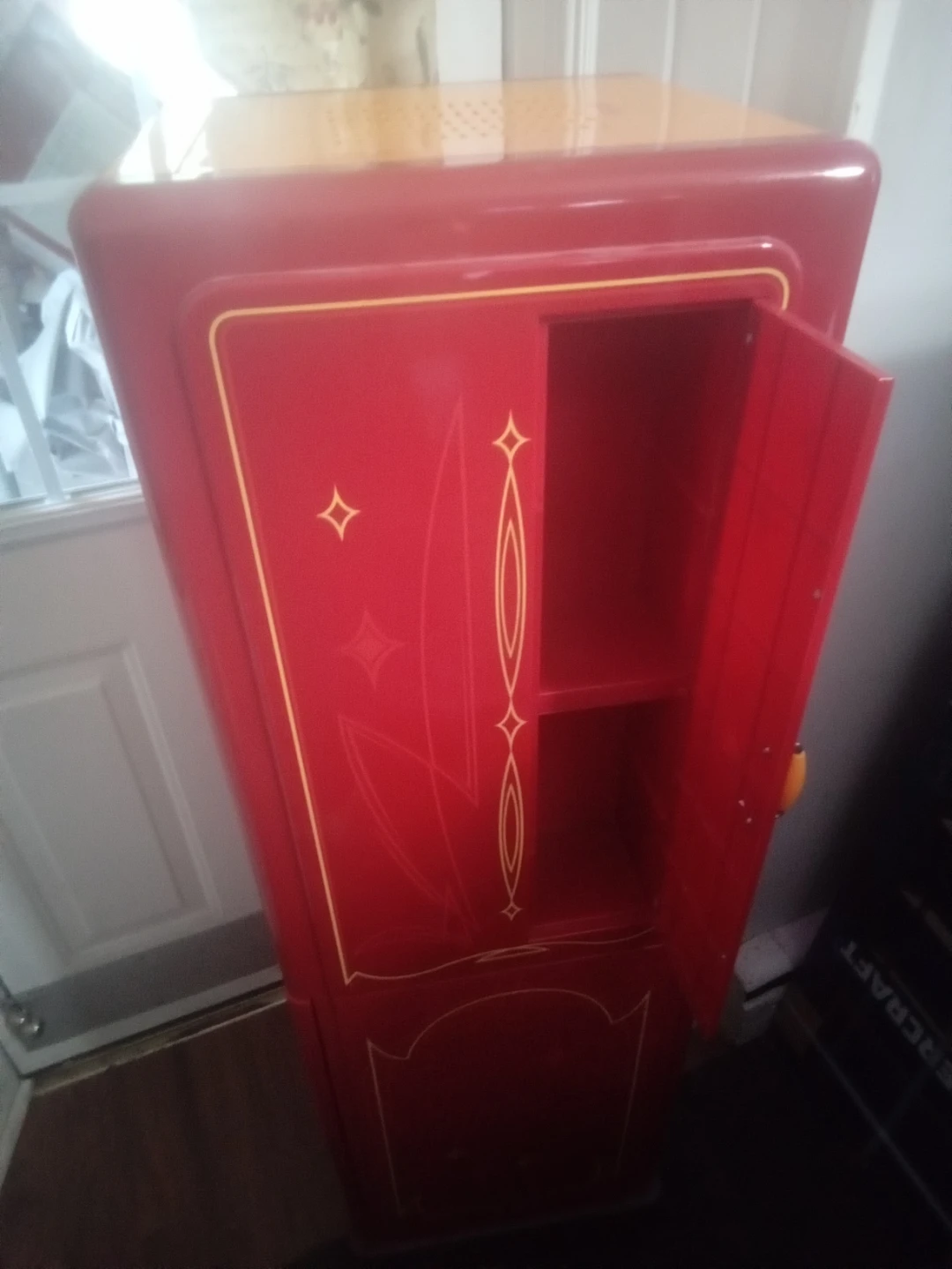 Retro Style Popcorn Machine Storage Cabinet - photo 3