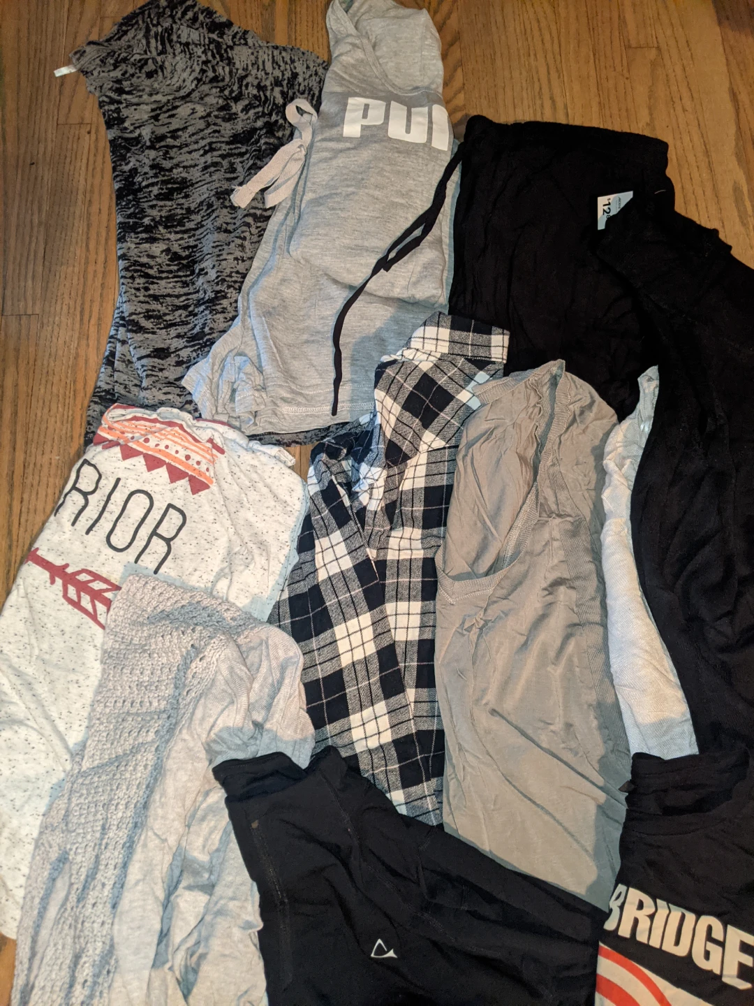 Assorted Women's Clothing Bundle - photo 5
