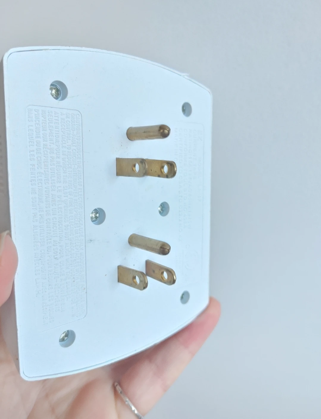 6-Outlet Wall Tap Adapter - photo 3