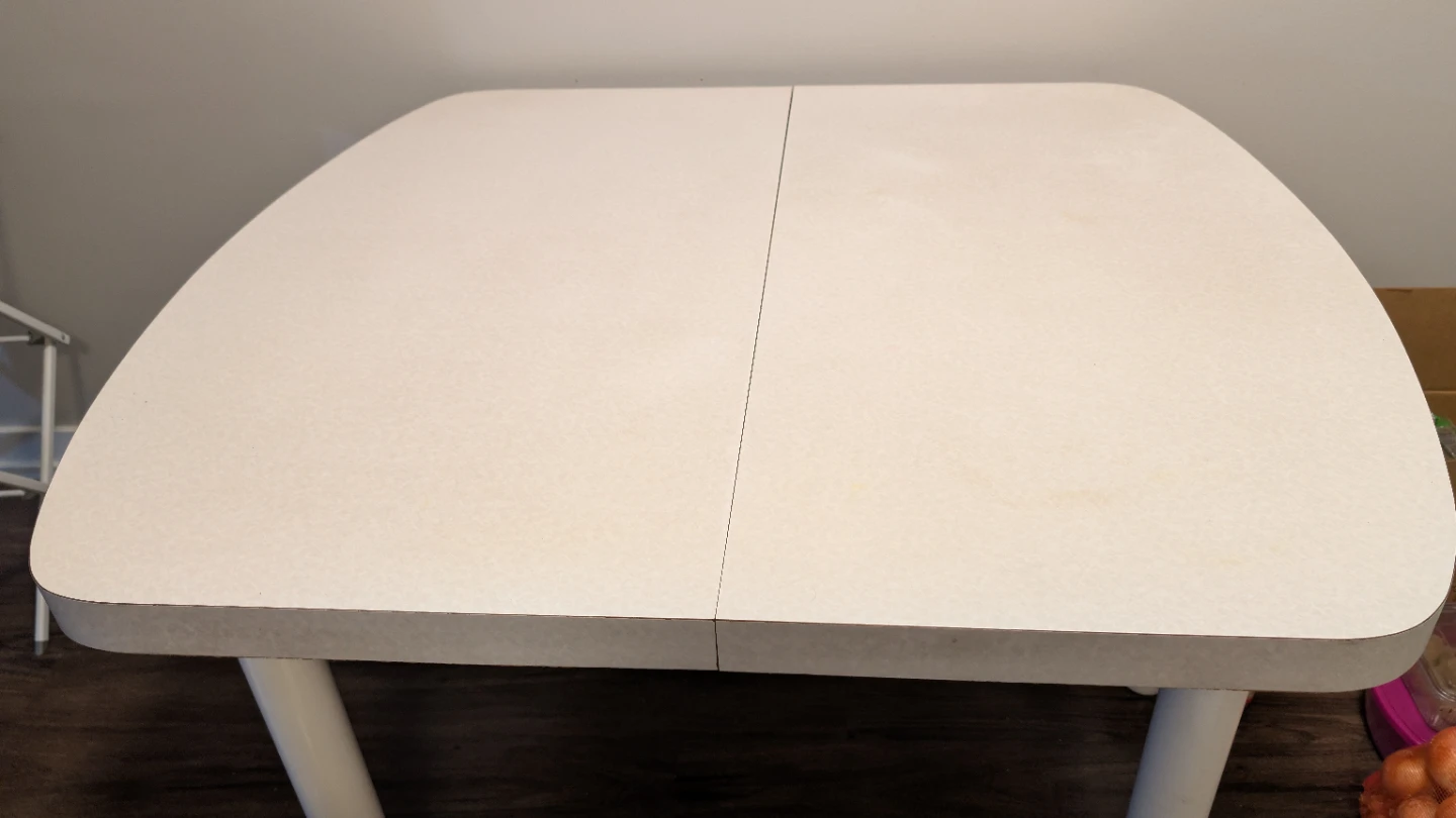 Expandable dining table with three chairs - photo 4