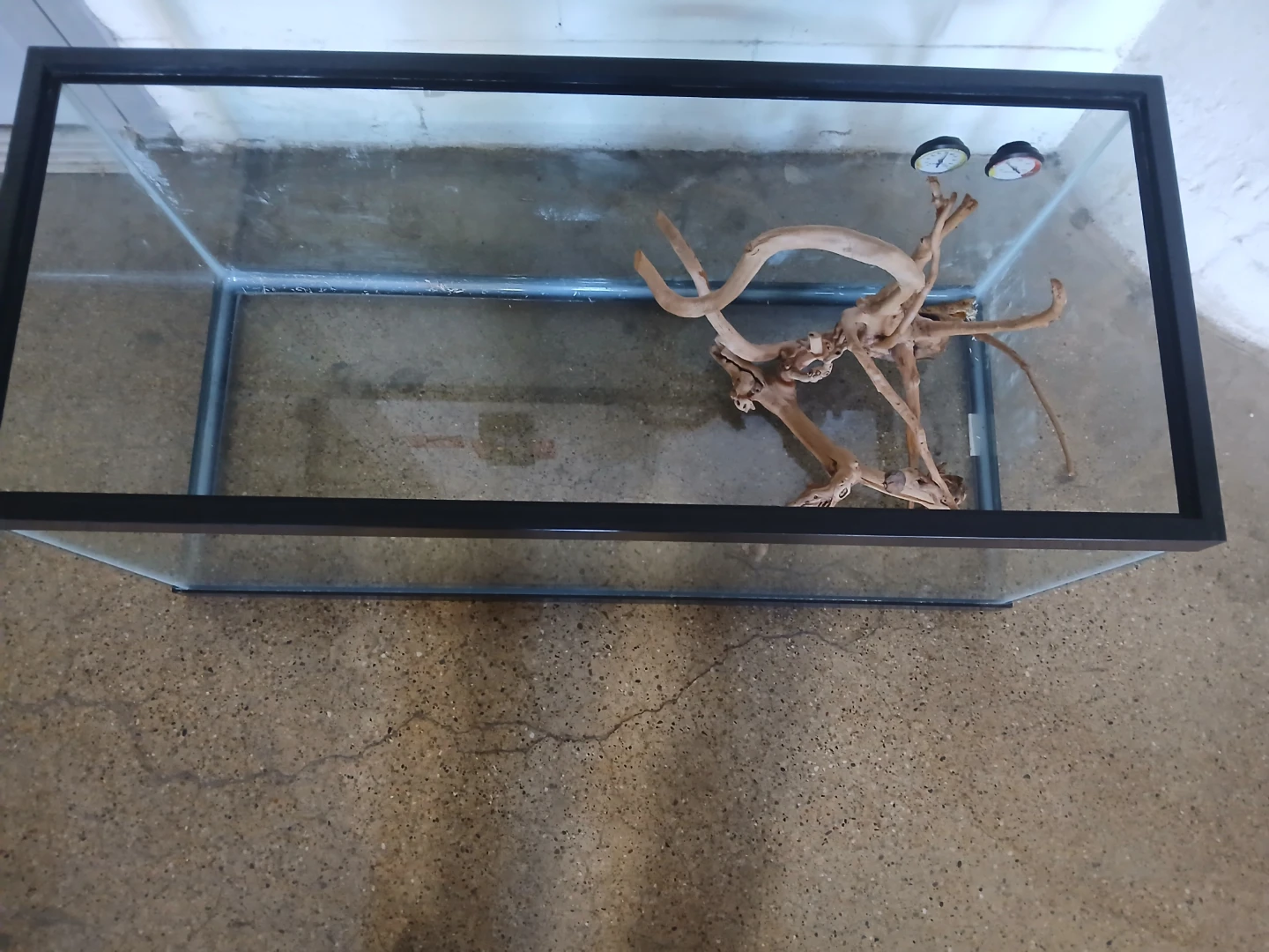 Fish tank like new