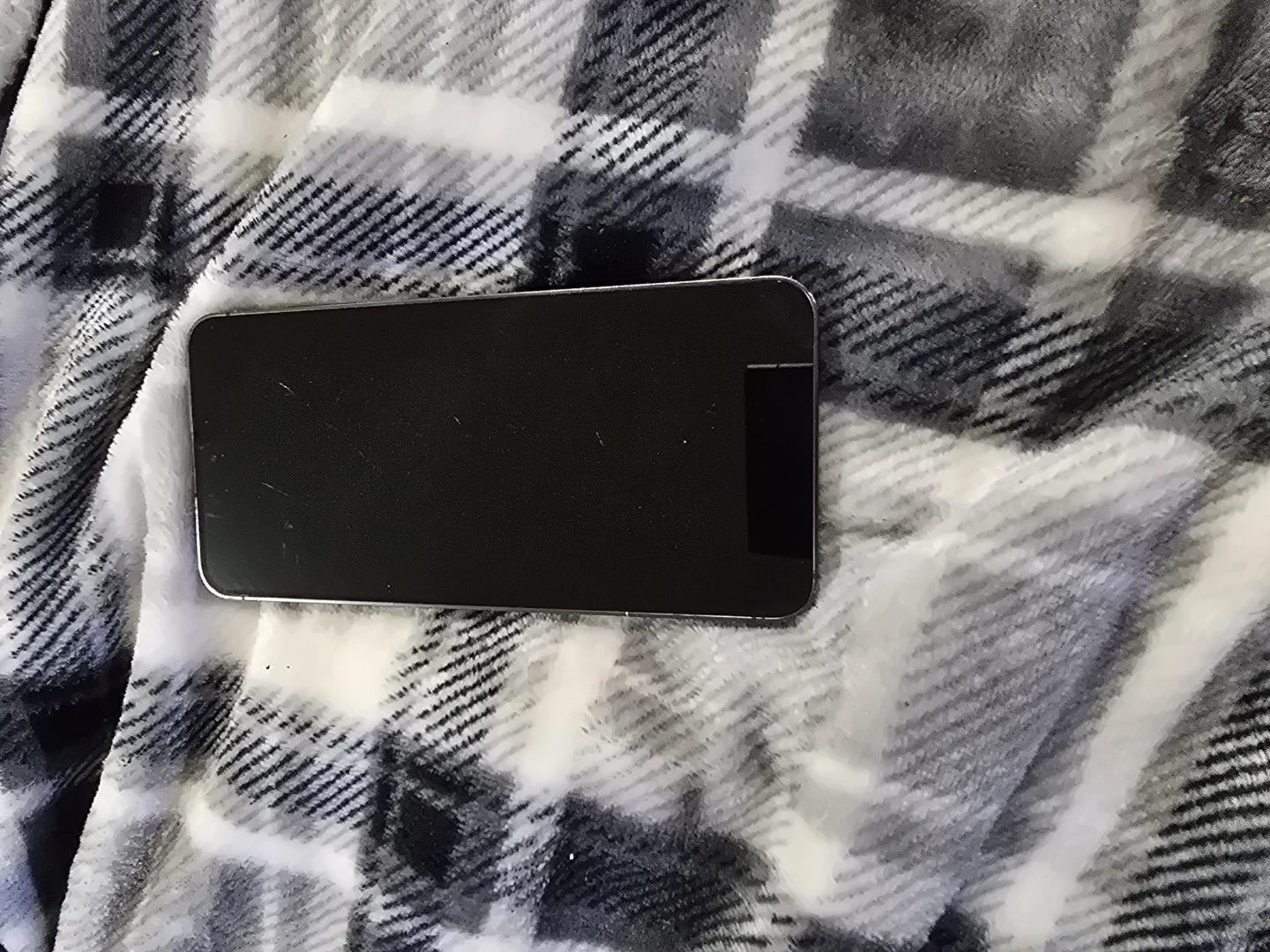 Samsung Galaxy S24 Smartphone - photo 2